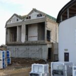 16.02.2022. Nowa Słupia. Budowa Parku Dziedzictwa Gór Świętokrzyskich / Wiktor Taszłow / Radio Kielce