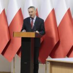 17.02.2022. Kielce. Przekazanie pieniędzy w ramach Funduszu Solidarnościowego na asystentów osób niepełnosprawnych i opiekę wytchnieniową. Na zdjęciu: Zbigniew Koniusz - wojewoda świętokrzyski / Wiktor Taszłow / Radio Kielce