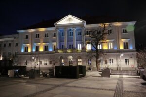 24.02.2022. Kielce. Manifestacja poparcia dla Ukrainy / Wiktor Taszłow / Radio Kielce