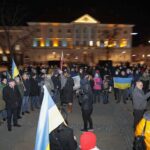 24.02.2022. Kielce. Manifestacja poparcia dla Ukrainy / Wiktor Taszłow / Radio Kielce