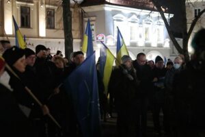 24.02.2022. Kielce. Manifestacja poparcia dla Ukrainy / Wiktor Taszłow / Radio Kielce