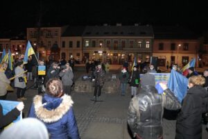 24.02.2022. Kielce. Manifestacja poparcia dla Ukrainy / Wiktor Taszłow / Radio Kielce