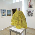 25.02.2022. Kielce. BWA. Wystawa "Tło do autoportretu" Stanisławy Zacharko-Łagowskiej / Wiktor Taszłow / Radio Kielce