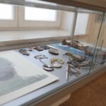 25.02.2022. Kielce. BWA. Wystawa "Tło do autoportretu" Stanisławy Zacharko-Łagowskiej / Wiktor Taszłow / Radio Kielce