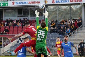 26.02.2022. Kielce. Mecz Korona Kielce - Stomil Olsztyn / Wiktor Taszłow / Radio Kielce