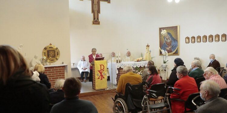 Wolontariusze poszukiwani - Radio Kielce Wolontariusze poszukiwani