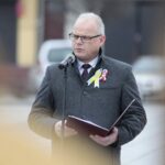 27.02.2022. Małogoszcz. Obchody 159. rocznicy Powstania Styczniowego. Na zdjęciu: Mariusz Piotrowski - burmistrz Małogoszcza / Wiktor Taszłow / Radio Kielce