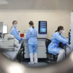 28.02.2022. Podzamcze. Otwarcie laboratorium o podwyższonej klasie zabezpieczenia biologicznego w RCNT / Wiktor Taszłow / Radio Kielce