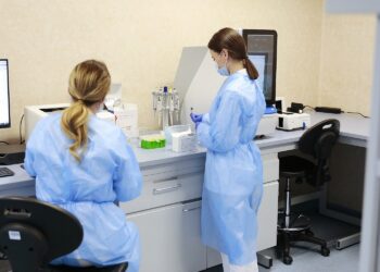 Diagności laboratoryjni zapraszają na bezpłatne badania i konsultacje