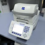 28.02.2022. Podzamcze. Otwarcie laboratorium o podwyższonej klasie zabezpieczenia biologicznego w RCNT / Wiktor Taszłow / Radio Kielce