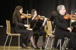 12.02.2022 Kielce. Koncert w Zespole Państwowych Szkół Muzycznych im. Ludomira Różyckiego. Lwowska Orkiestra Kameralna "Akademia" pod dyrekcją Igora Pylatyuka / Jarosław Kubalski / Radio Kielce