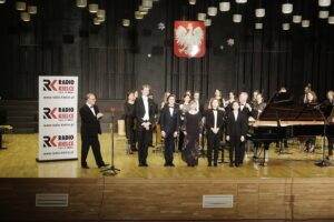 12.02.2022 Kielce. Koncert w Zespole Państwowych Szkół Muzycznych im. Ludomira Różyckiego. Lwowska Orkiestra Kameralna "Akademia" pod dyrekcją Igora Pylatyuka / Jarosław Kubalski / Radio Kielce