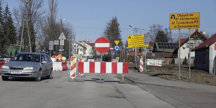 24.02.2022 Kielce. Ulica Domaszowska. Remont / Jarosław Kubalski / Radio Kielce