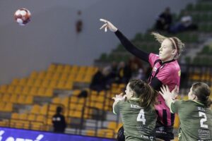 11..02.2022 Kielce. Piłka ręczna kobiet. Mecz Suzuki Korony Handball - KPR Kobierzyce / Jarosław Kubalski / Radio Kielce