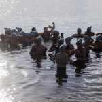 12.02.2022. Morawica. Zalew. Morsowanie / Jarosław Kubalski / Radio Kielce