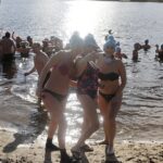 12.02.2022. Morawica. Zalew. Morsowanie / Jarosław Kubalski / Radio Kielce