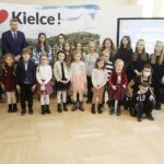 18.02.2022 Kielce. Wręczenie nagród i wyróżnień w konkursie plastycznym dla dzieci "Kielce- Moje Miasto w 2022 roku" / Jarosław Kubalski / Radio Kielce