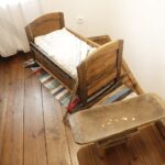 21.02.2022 Kielce. Dworek Laszczyków. Wystawa "Obraz codzienności, codzienność w obrazie. Fragmenty z życia na wsi w sztuce ludowej" / Jarosław Kubalski / Radio Kielce