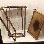 21.02.2022 Kielce. Dworek Laszczyków. Wystawa "Obraz codzienności, codzienność w obrazie. Fragmenty z życia na wsi w sztuce ludowej" / Jarosław Kubalski / Radio Kielce