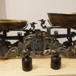 21.02.2022 Kielce. Dworek Laszczyków. Wystawa "Obraz codzienności, codzienność w obrazie. Fragmenty z życia na wsi w sztuce ludowej" / Jarosław Kubalski / Radio Kielce