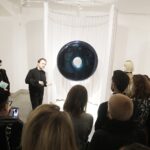 25.02.2022 Kielce. Instytut Dizajnu. Wystawa prac projektanta Oskara Zięty / Jarosław Kubalski / Radio Kielce