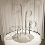 25.02.2022 Kielce. Instytut Dizajnu. Wystawa prac projektanta Oskara Zięty / Jarosław Kubalski / Radio Kielce