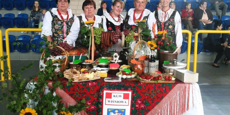 Koło Gospodyń Wiejskich z Wiśniowej / Facebook