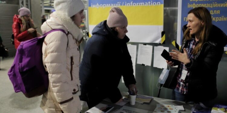 26.02.2022. Ukraińscy uchodźcy / Albert Zawada / PAP