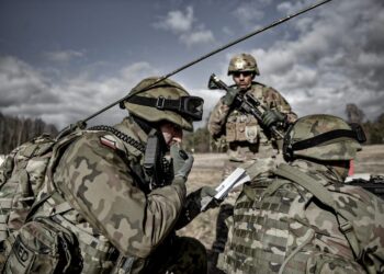 Wydatki na obronność w Unii biją kolejne rekordy; Polska liderem