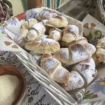 19.02.2022. Nietulisko Duże. Darcie pierza w wykonaniu KGW Kalina / Emilia Sitarska / Radio Kielce