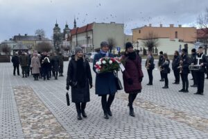 20.02.2022. Opatów. Upamiętnienie rocznic wybuchu Powstania Styczniowego i Bitwy Opatowskiej / Emilia Sitarska / Radio Kielce