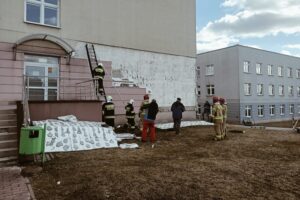 19.02.2022. Skutki wichury w województwie / OSP Niewachlów