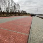 09.02.2022. Ostrowiec Św. Parking przy targowisku miejskim / Emilia Sitarska / Radio Kielce