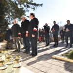 14.02.2022. Końskie. Uroczystości 80. rocznica powstania Armii Krajowej. Na zdjęciu (od lewej): Andrzej Kosma, Marek Kozerawski i Tomasz Słoka - przedstawiciele Światowego Związku Żołnierzy AK / Magdalena Galas-Klusek / Radio Kielce