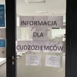 28.03.2022. Kielce. Dworzec autobusowy. Punkt informacji dla obywateli Ukrainy / Michał Kita / Radio Kielce