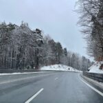 02.02.2021. Droga krajowa nr 74 w okolicach Miedzianej Góry / Wiktor Taszłow / Radio Kielce