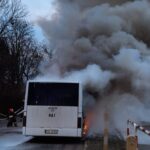 08.02.2022. Skarżysko-Kamienna. Pożar autobusu MPK / Paweł Sieczka / PSP Skarzysko