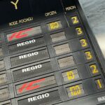 17.03.2022. Kielce. Dworzec PKP. Informacje o opóźnionych pociągach / Wiktor Taszłow / Radio Kielce