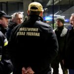 16.03.2022. Kielce. Terytorialsi przy transporcie chorych dzieci z Ukrainy / ppor. Daniel Woś / ŚBOT