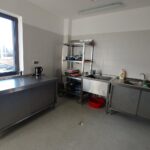 18.03.2022. Bilcza. Przekazanie wyposażenia dla uchodźców którzy maja zakwaterować w remizie / Marcin Marszałek / Radio Kielce