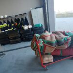 18.03.2022. Bilcza. Przekazanie wyposażenia dla uchodźców którzy maja zakwaterować w remizie / Marcin Marszałek / Radio Kielce