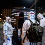 24.03.2022. Kielce. Terytorialsi przejmują chore na COVID-19 dzieci z Ukrainy / DWOT