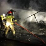 18.03.2022. Okolice Cieklińska. Pożar auta / OSP KSRG Ruda Maleniecka