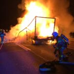 18.03.2022. Okolice Cieklińska. Pożar auta / OSP KSRG Ruda Maleniecka