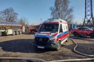 28.03.2022. Kraków. Pożar wagonów kolejowych / JRG 6 Kraków
