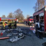 28.03.2022. Kraków. Pożar wagonów kolejowych / JRG 6 Kraków