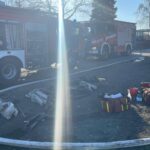 28.03.2022. Kraków. Pożar wagonów kolejowych / JRG 6 Kraków