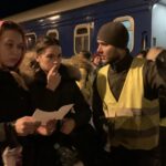 10.03.2022 Sędziszów. Pomoc uchodźcom udzielana przez mundurowych i wolontariuszy / ŚBOT