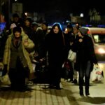 08.03.2022. Sędziszów. Żołnierze WOT pomagają uchodźcom, którzy przyjechali z Ukrainy / ppor. Daniel Woś / ŚBOT