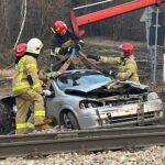 03.03.2022. Tumlin-Osowa. Kolizja pociągu z samochodem / Wiktor Taszłow / Radio Kielce